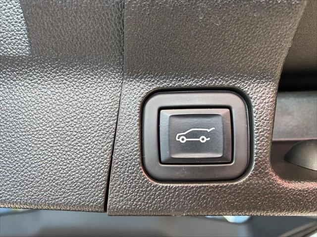 used 2023 GMC Acadia car, priced at $32,891