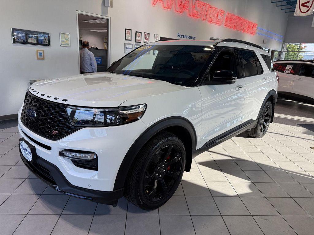 used 2023 Ford Explorer car, priced at $44,991