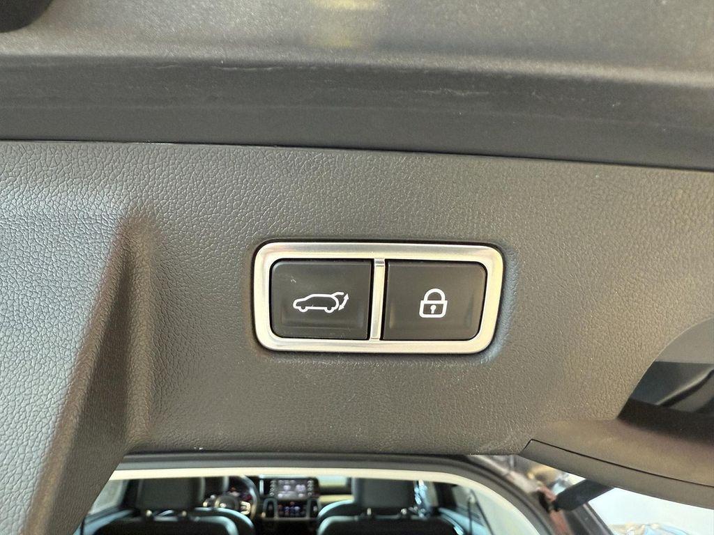 used 2021 Kia Sorento car, priced at $28,391