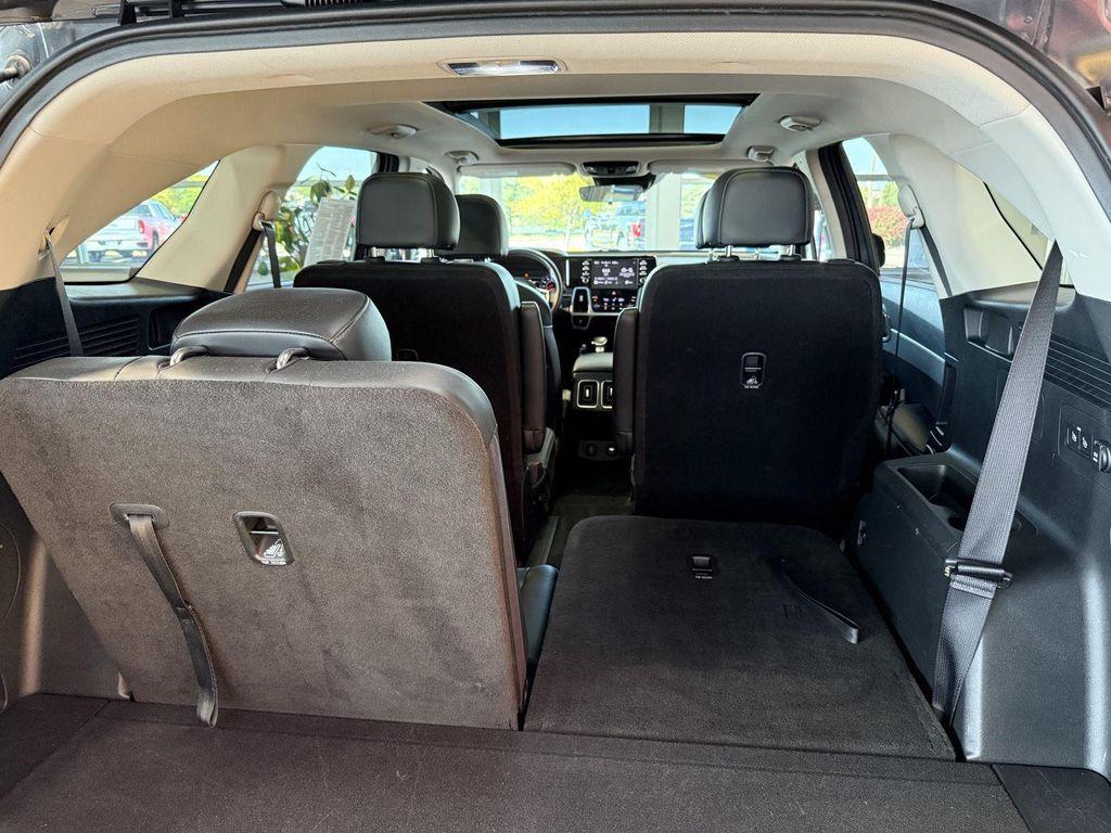used 2021 Kia Sorento car, priced at $28,391