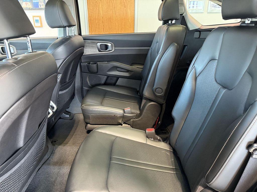 used 2021 Kia Sorento car, priced at $28,391