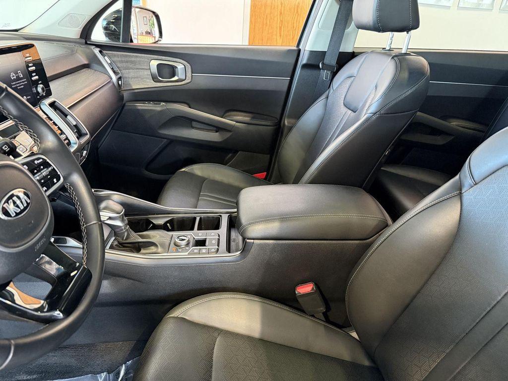 used 2021 Kia Sorento car, priced at $28,391