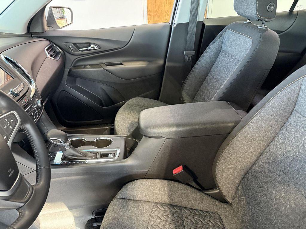 used 2022 Chevrolet Equinox car, priced at $24,661