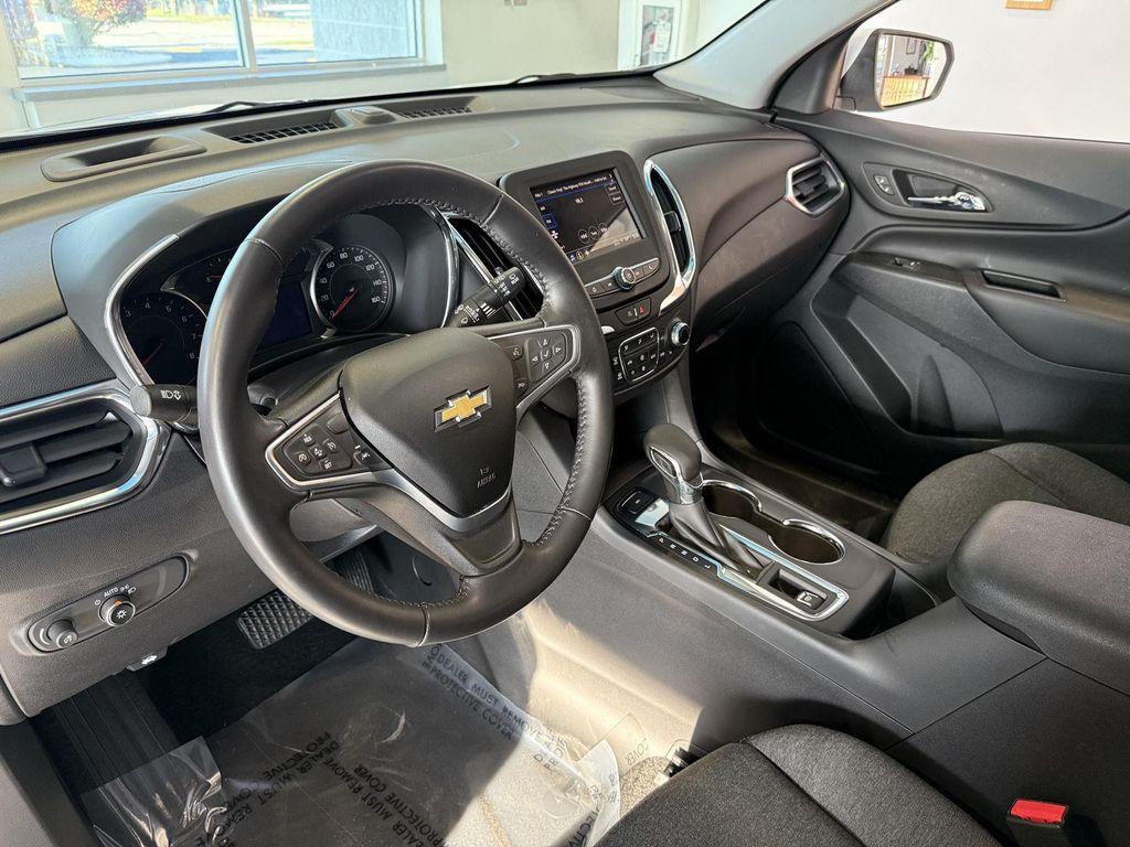 used 2022 Chevrolet Equinox car, priced at $24,661