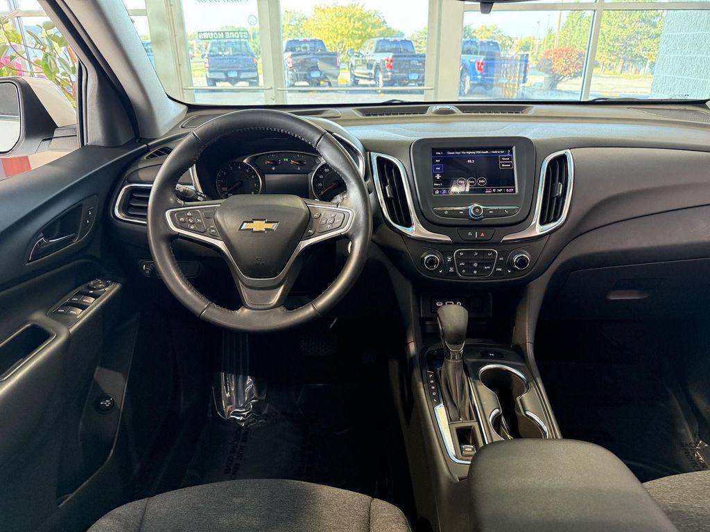 used 2022 Chevrolet Equinox car, priced at $24,661