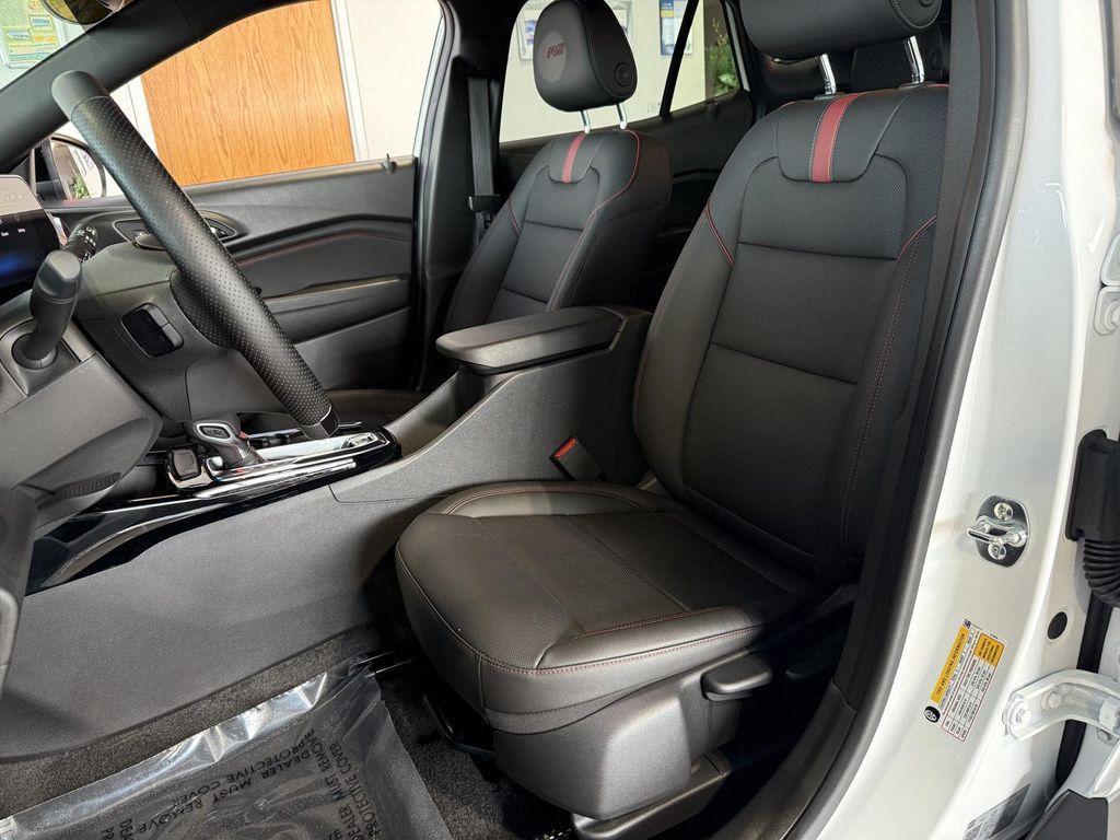 used 2025 Chevrolet Trax car, priced at $25,991