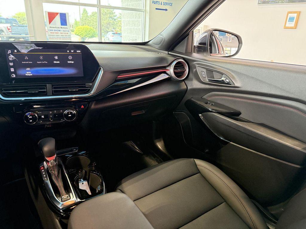 used 2025 Chevrolet Trax car, priced at $25,991