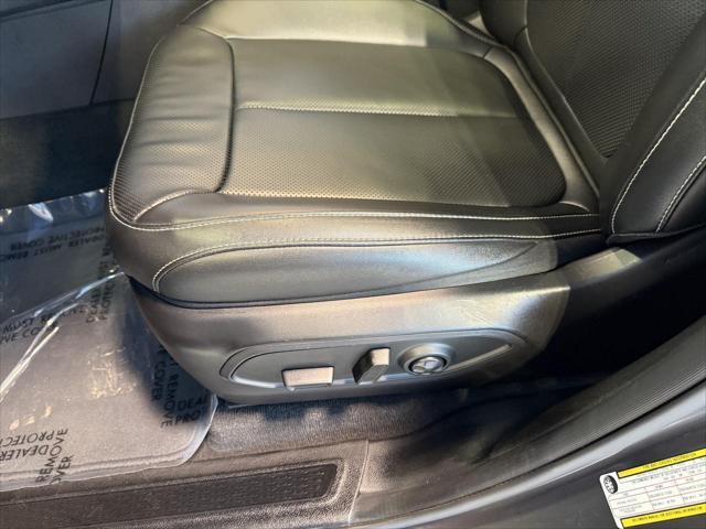 used 2024 Jeep Grand Cherokee L car, priced at $39,991