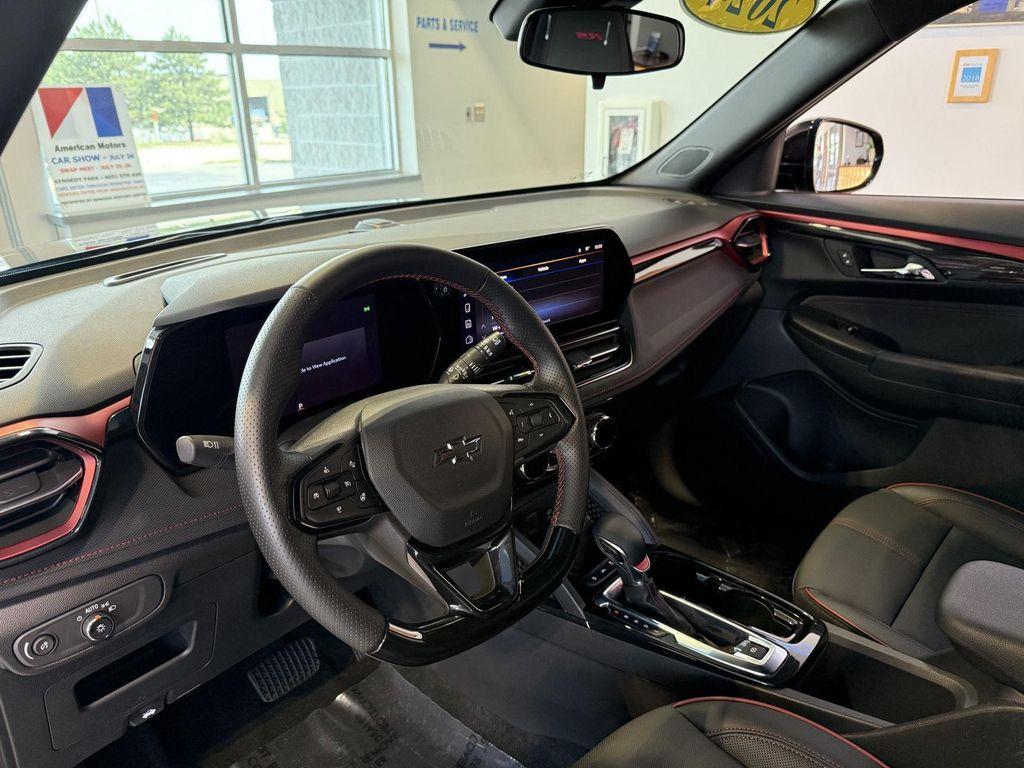 used 2024 Chevrolet TrailBlazer car, priced at $27,991