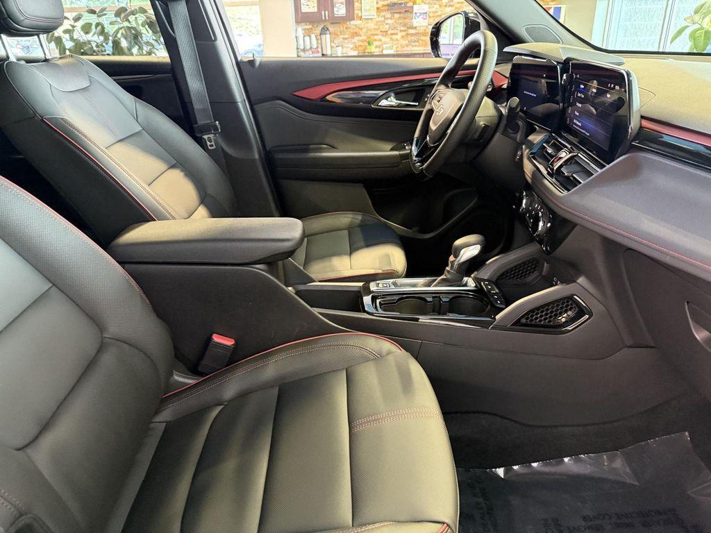 used 2024 Chevrolet TrailBlazer car, priced at $27,991