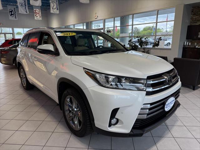 used 2017 Toyota Highlander car, priced at $21,391