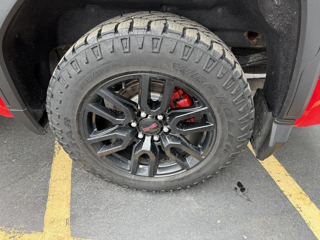 used 2021 GMC Sierra 1500 car, priced at $39,391