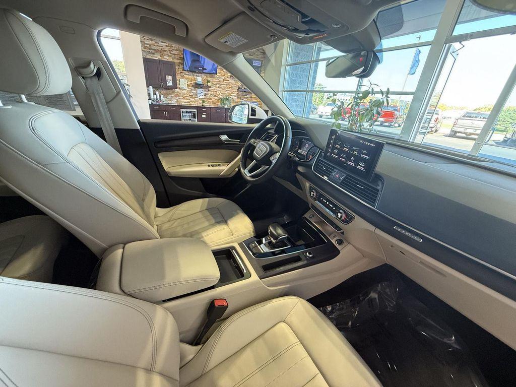 used 2021 Audi Q5 car, priced at $26,991