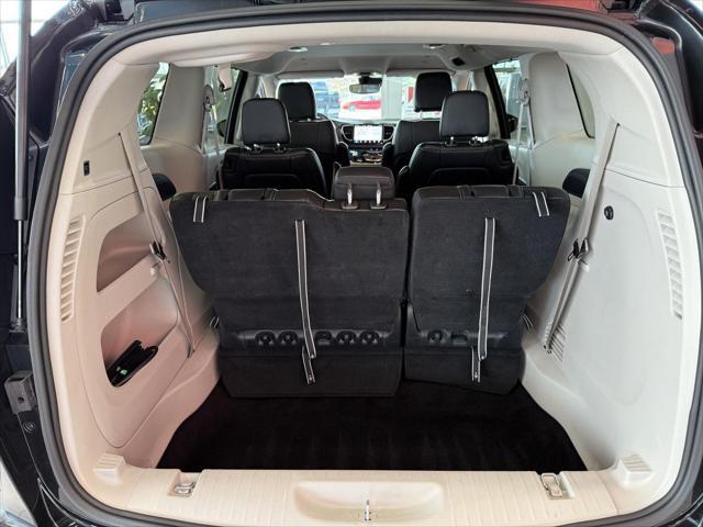 used 2023 Chrysler Pacifica car, priced at $24,991