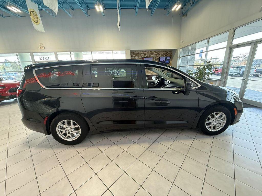 used 2023 Chrysler Pacifica car, priced at $24,891