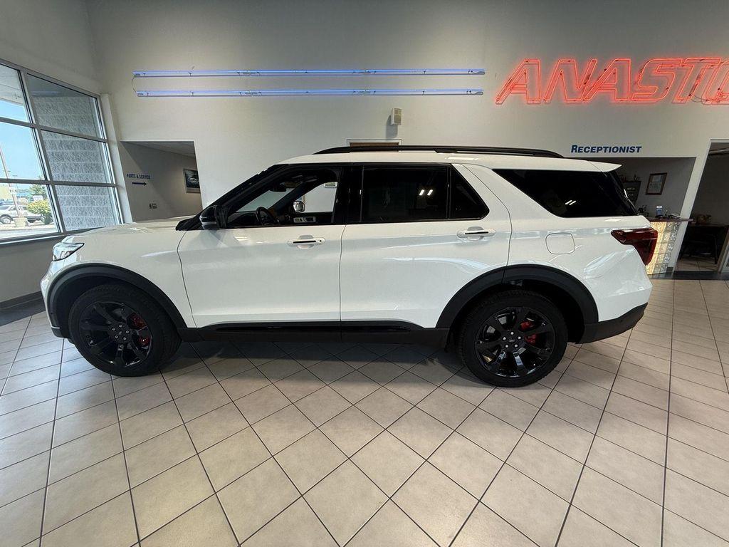 used 2022 Ford Explorer car, priced at $39,391
