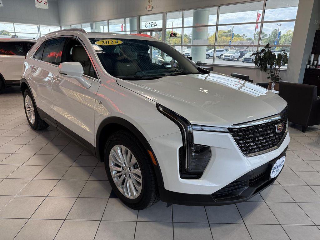 used 2024 Cadillac XT4 car, priced at $36,991