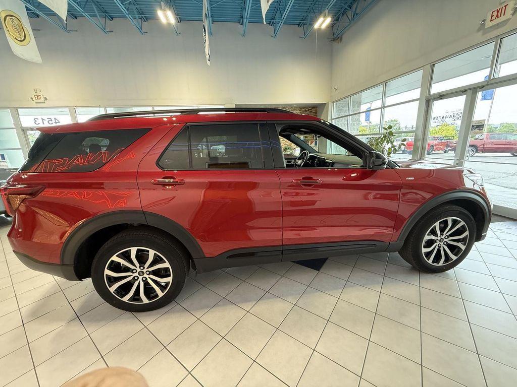 used 2022 Ford Explorer car, priced at $34,991