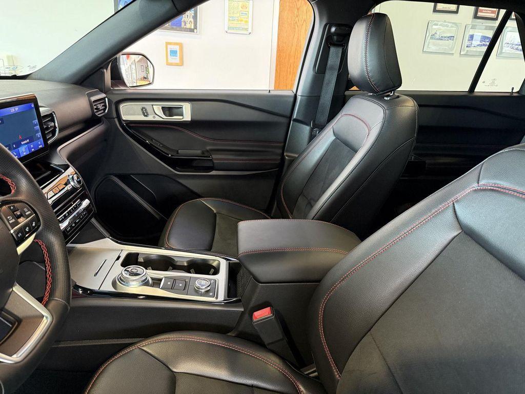 used 2022 Ford Explorer car, priced at $34,991