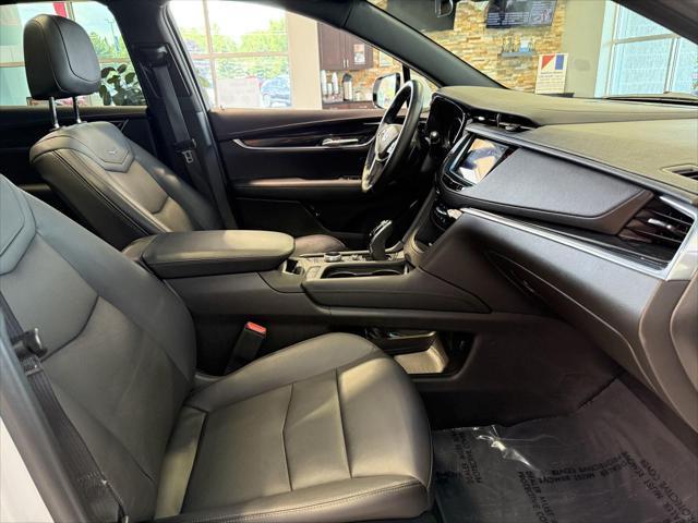 used 2021 Cadillac XT5 car, priced at $27,391