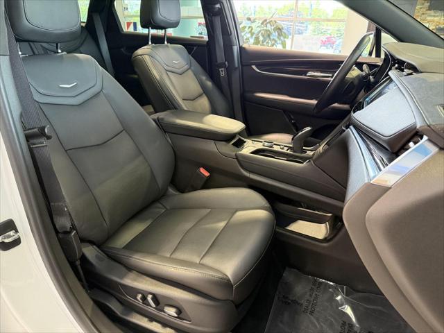 used 2021 Cadillac XT5 car, priced at $27,391
