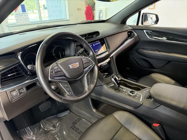 used 2021 Cadillac XT5 car, priced at $27,391