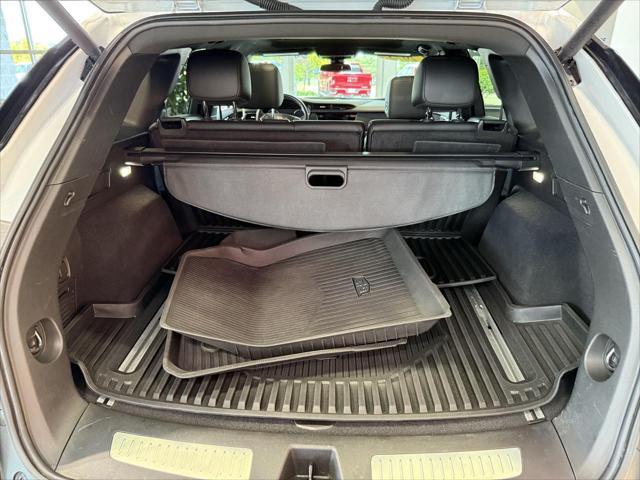 used 2021 Cadillac XT5 car, priced at $27,391
