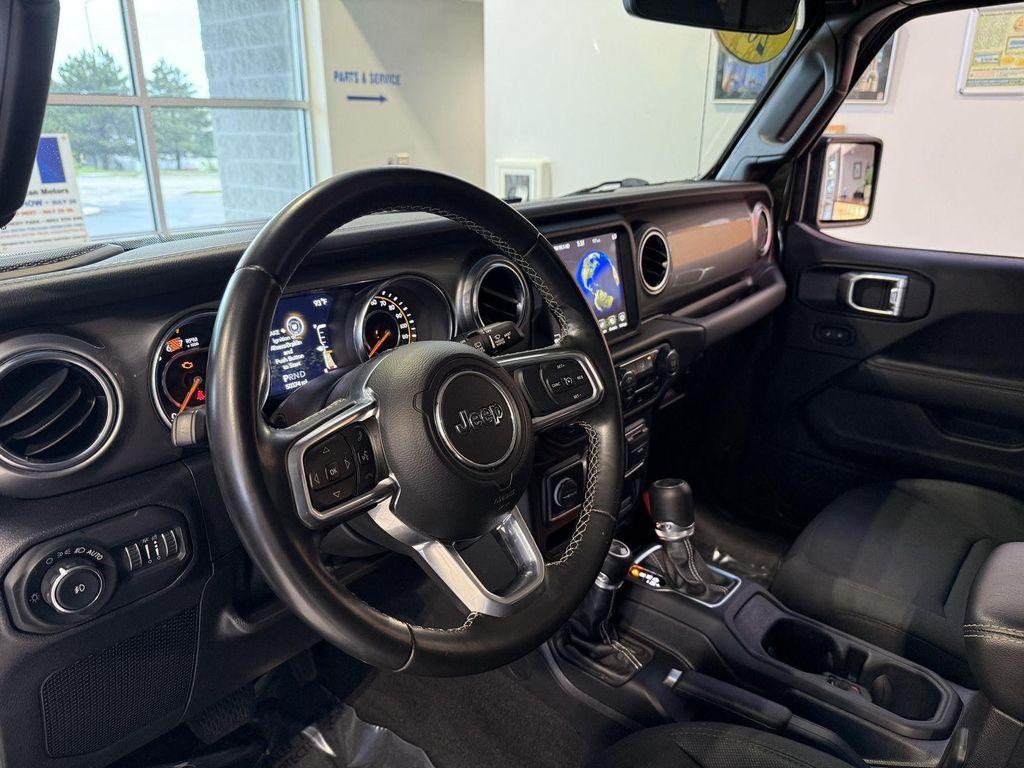 used 2021 Jeep Wrangler Unlimited car, priced at $30,291