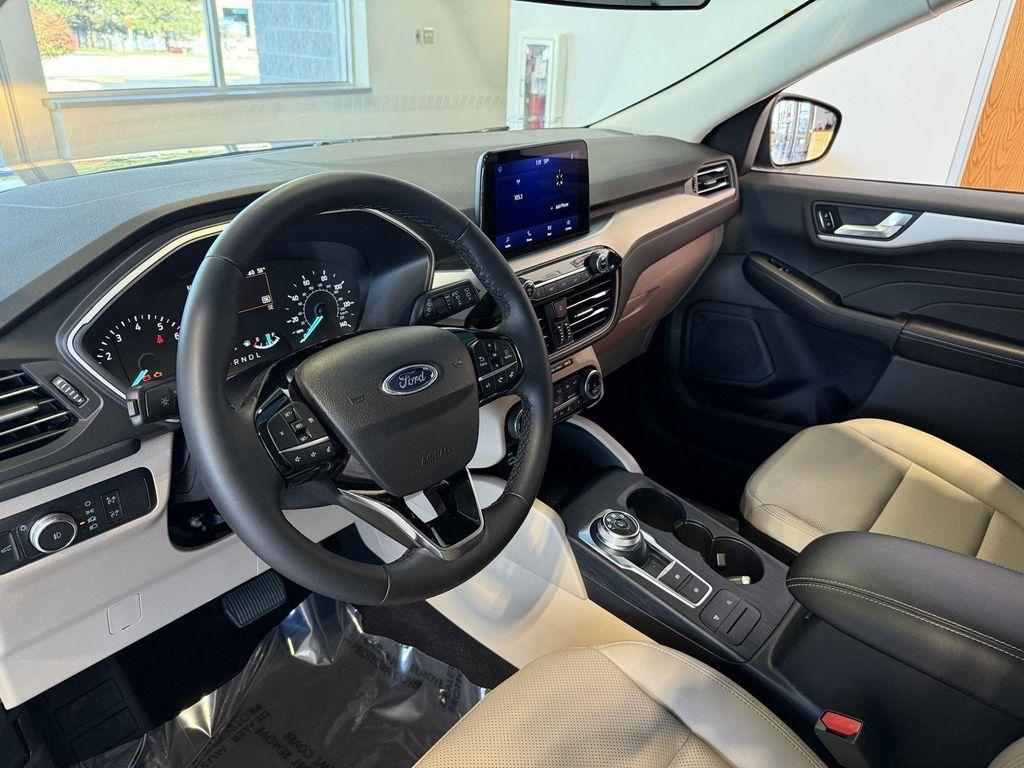used 2022 Ford Escape car, priced at $23,661