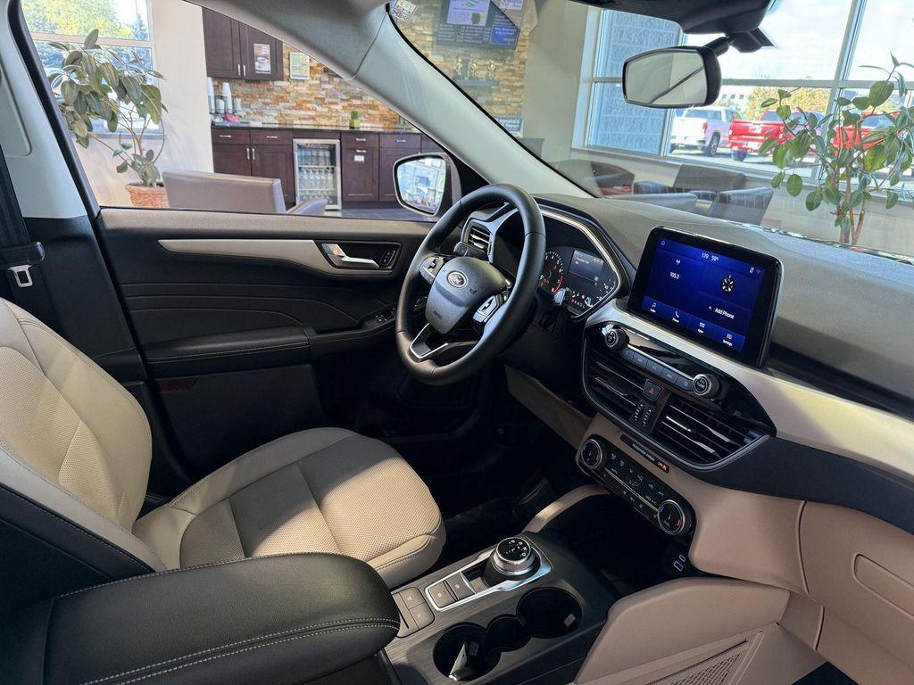 used 2022 Ford Escape car, priced at $23,661