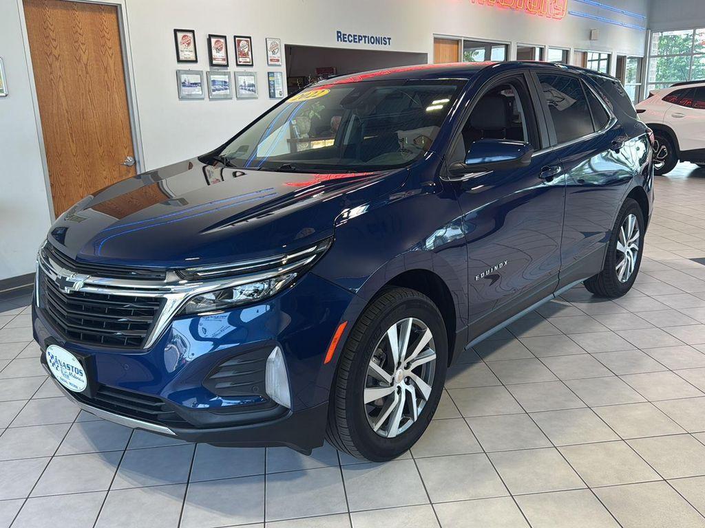 used 2022 Chevrolet Equinox car, priced at $23,391