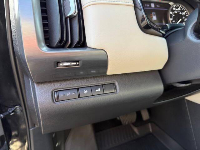 used 2022 Nissan Pathfinder car, priced at $28,995