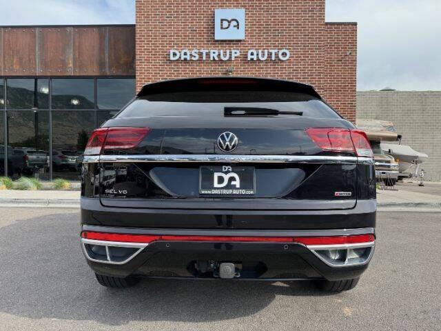 used 2022 Volkswagen Atlas Cross Sport car, priced at $32,995