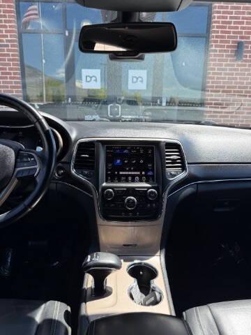 used 2015 Jeep Grand Cherokee car, priced at $11,995