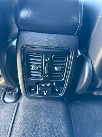 used 2015 Jeep Grand Cherokee car, priced at $11,995