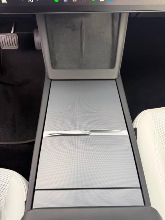 used 2025 Tesla Model 3 car, priced at $41,995