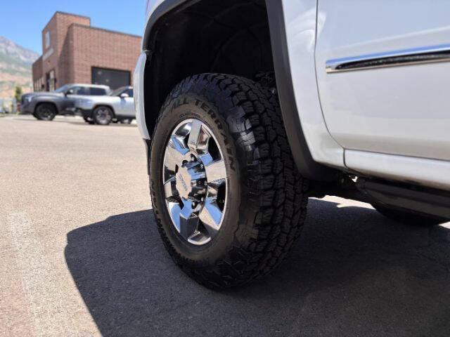 used 2017 GMC Sierra 2500 car, priced at $35,995