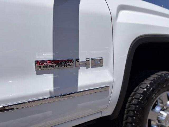 used 2017 GMC Sierra 2500 car, priced at $35,995