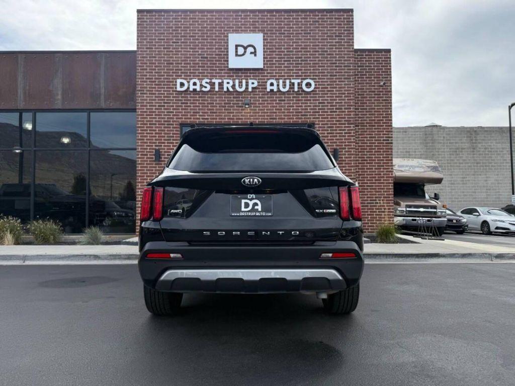 used 2021 Kia Sorento car, priced at $21,995