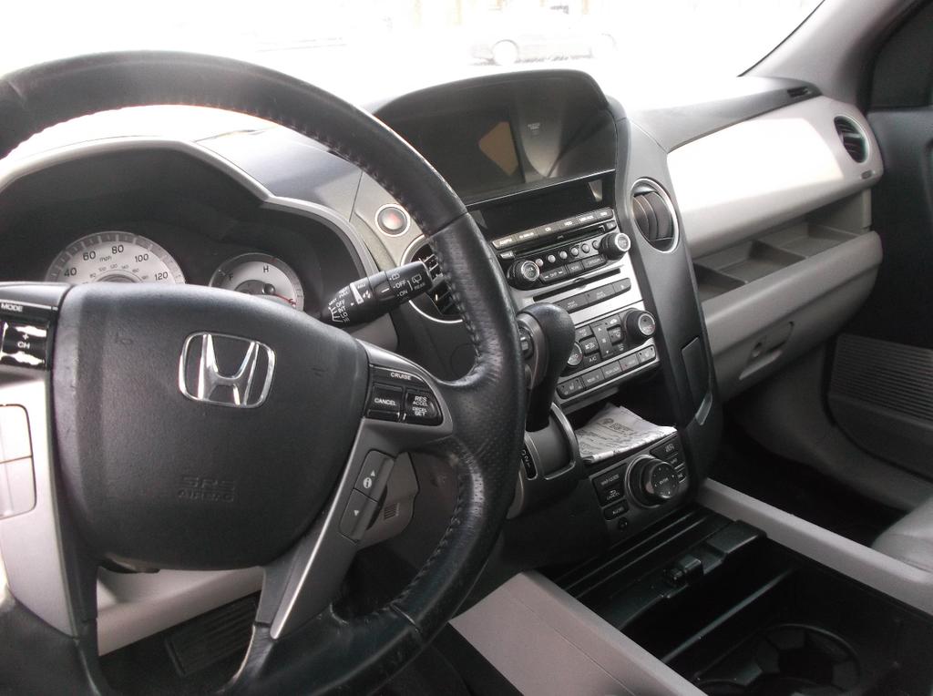used 2013 Honda Pilot car, priced at $6,500