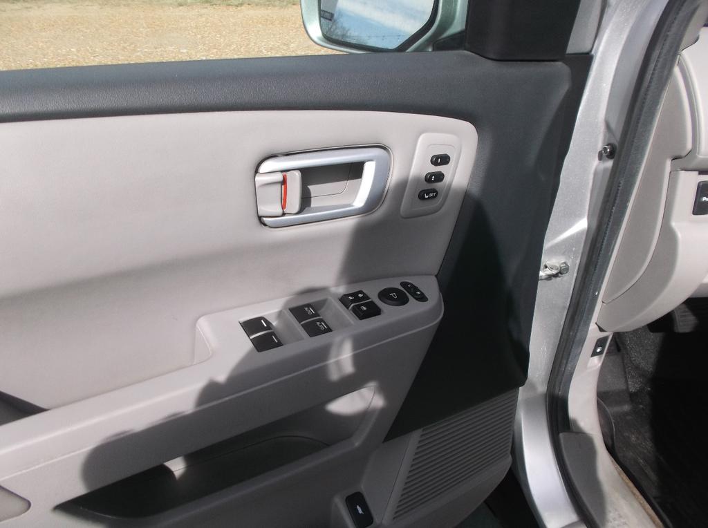 used 2013 Honda Pilot car, priced at $6,500