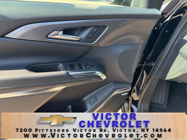 new 2026 Chevrolet Traverse car, priced at $52,140