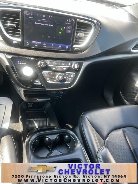 new 2025 Chrysler Pacifica car