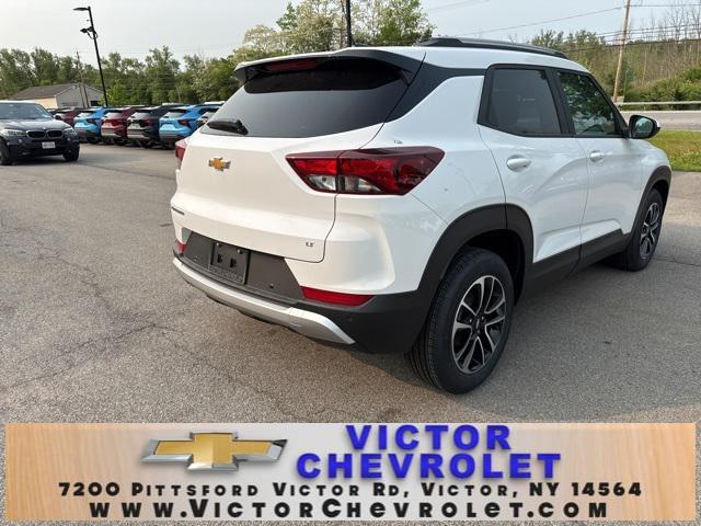 new 2025 Chevrolet TrailBlazer car, priced at $28,575
