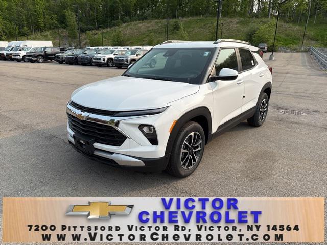 new 2025 Chevrolet TrailBlazer car, priced at $28,575