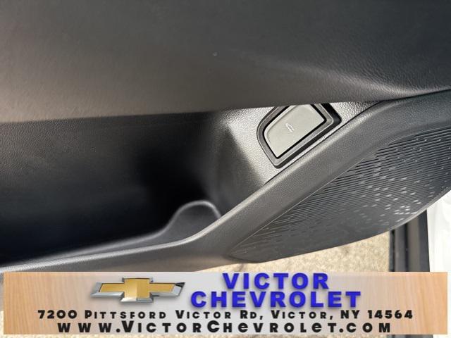 new 2026 Chevrolet Equinox car, priced at $35,295