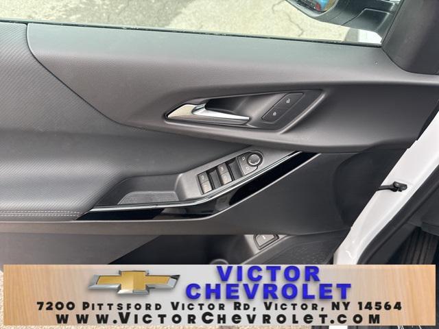 new 2026 Chevrolet Equinox car, priced at $35,295