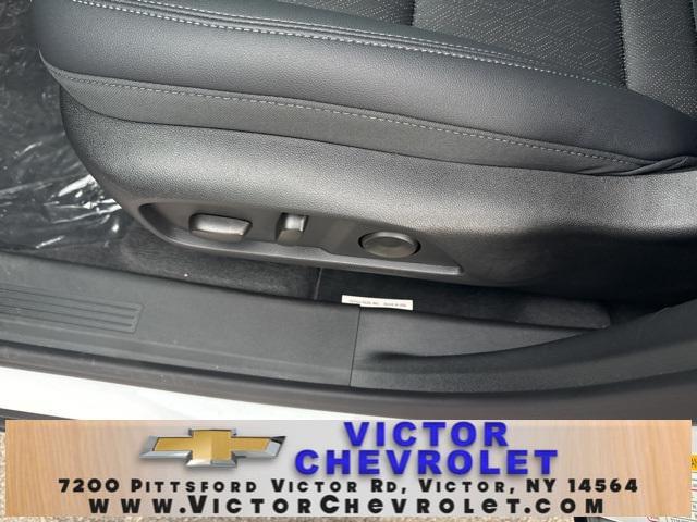 new 2026 Chevrolet Equinox car, priced at $35,295