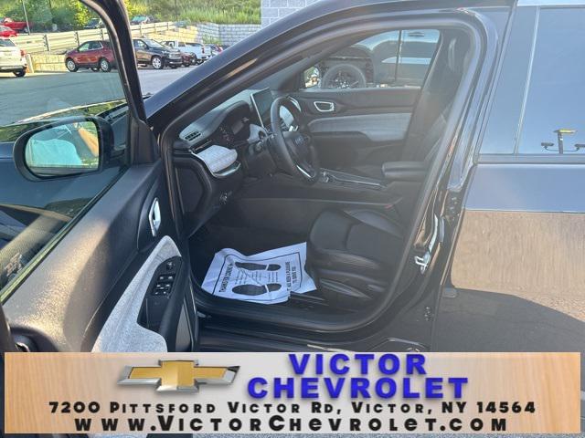 used 2024 Jeep Compass car