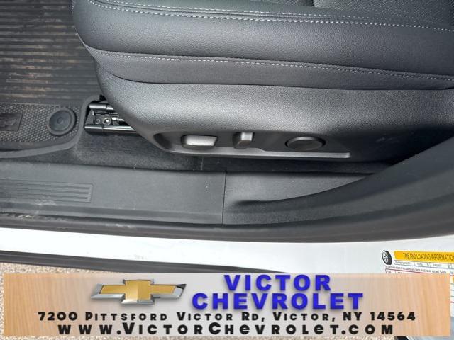 new 2026 Chevrolet Equinox car, priced at $34,960